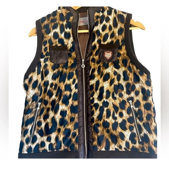 Tops - Elegance Paris  vintage animal print vest in great shape